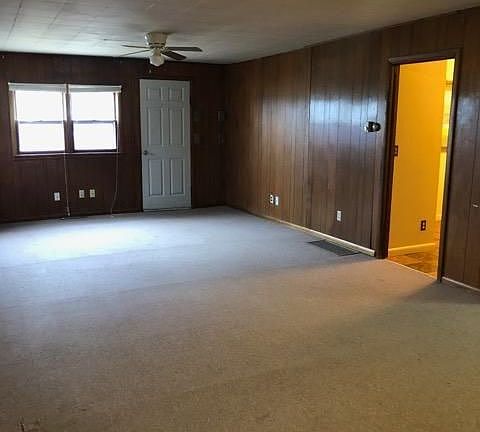 2nd image of 1519 N Jordan Ave