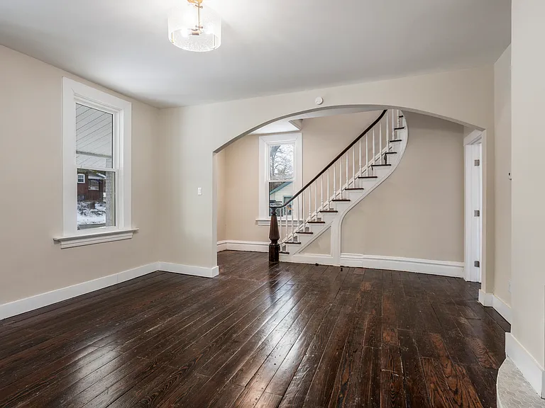 118 S Clark Ave — Photo 9