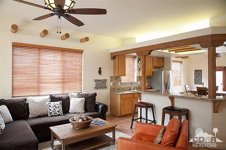 1st image of 54030 Avenida Martinez