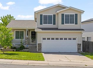 19524 Montview Dr, Aurora, CO 80011