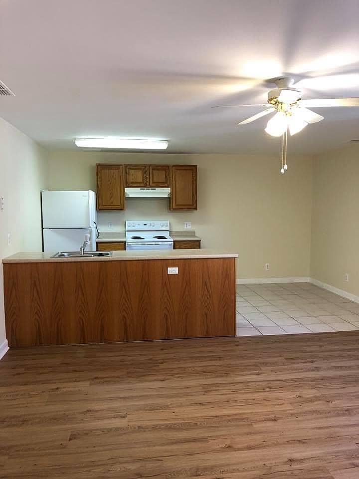 420 North St, Yale, MI 48097 Zillow