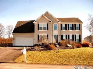 9107 Cirrus Ct, Manlius, NY 13104