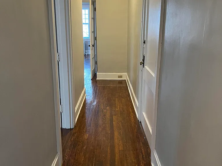 176 Market St #204 — Photo 8