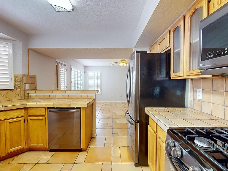 12528 Sun Empress Dr — Photo 11
