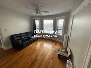 129 W Adams St #1, Somerville, MA 02144