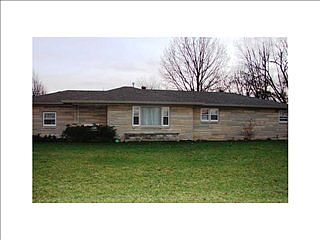 1st image of 330 Emerson Dr