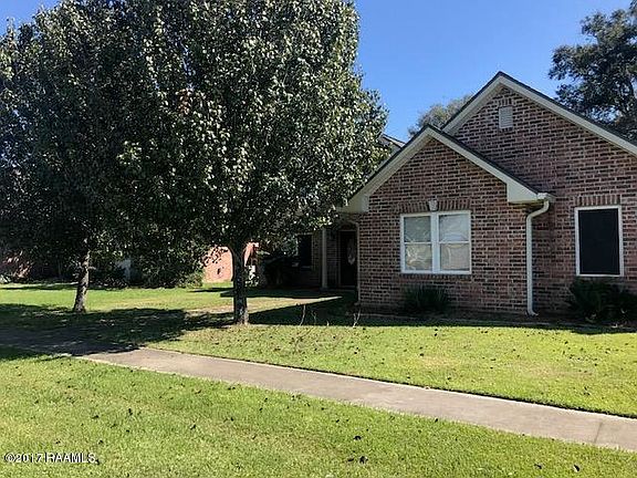 3rd image of 703 Flambant Dr