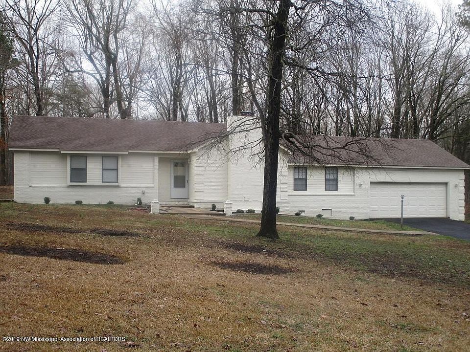 1st image of 253 Willow Dr