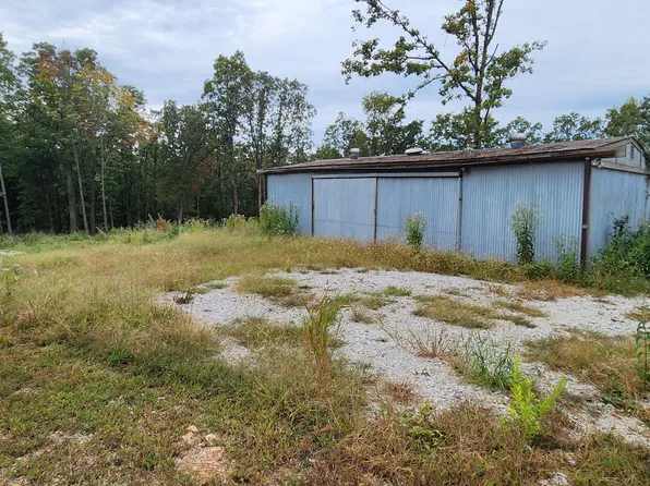 000 Hi Lo Road, Wheatland, MO 65779