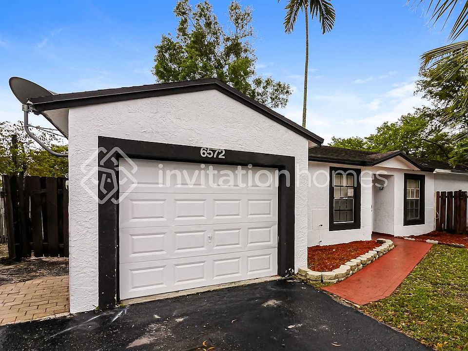 1st image of 6572 NW 197th Ln