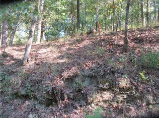 Armstrong St, Eureka Springs, AR 72632