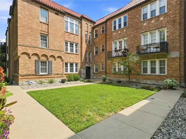 7530 Cromwell Dr APT 1N, Saint Louis, MO 63105
