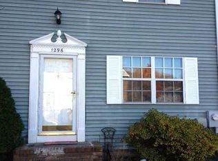 1296 Holmespun Dr #B, Pasadena, MD 21122