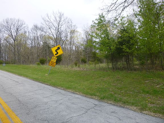 3rd image of 5 Bridgeport Benson Rd