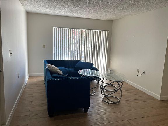 4th image of 1068 N Benoist Farms Rd APT 205