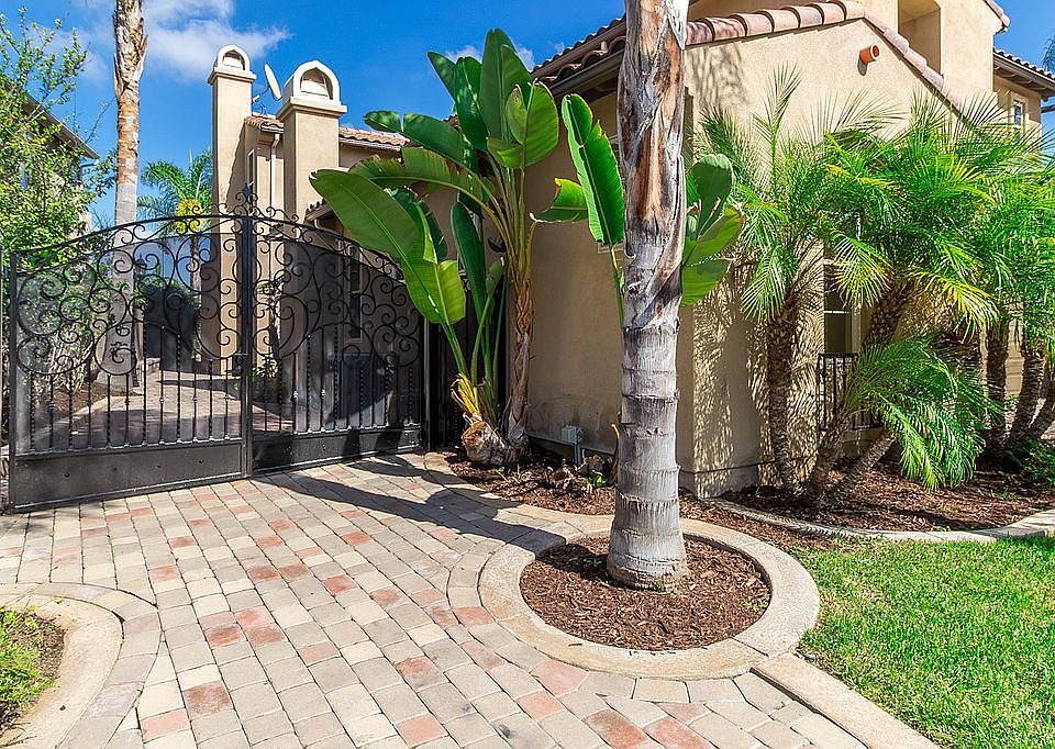 1st image of 7090 Sherbourne Ln