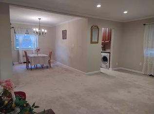253-01 61st Ave #1, Little Neck, NY 11362