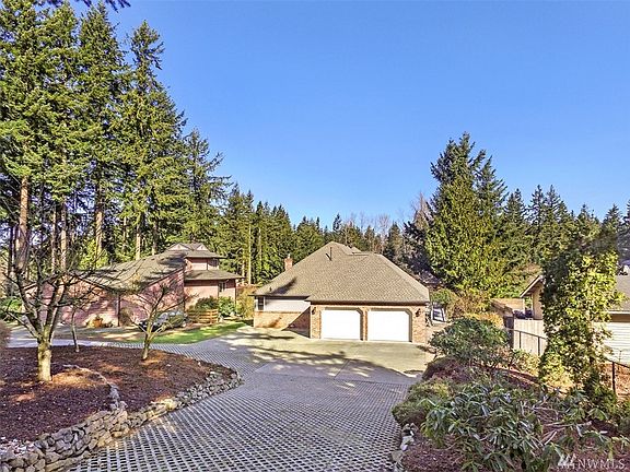 2nd image of 19208 Bonney Lake Blvd E