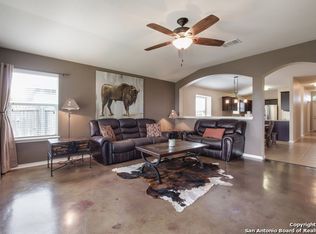 554 Briggs Dr, New Braunfels, TX 78130