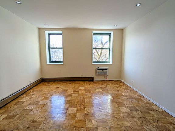 2nd image of 555 E 78th St APT 3A
