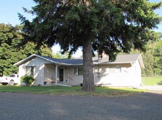 1810 N Riverside Ln, Colfax, WA 99111