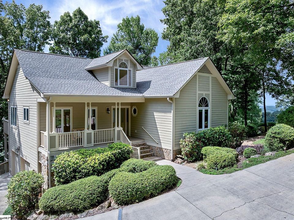 1st image of 15 Grosbeak Way