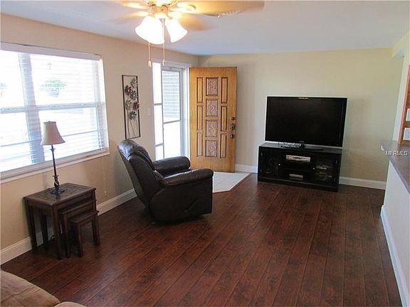 Spacious Living Room