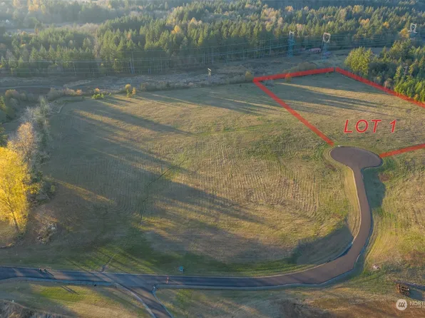13815 Quiet Waters Lane SW, Rochester, WA 98579