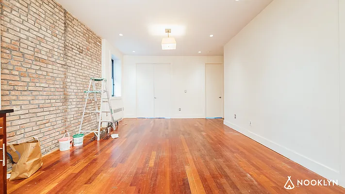 Rented by Nooklyn NYC LLC | media 10