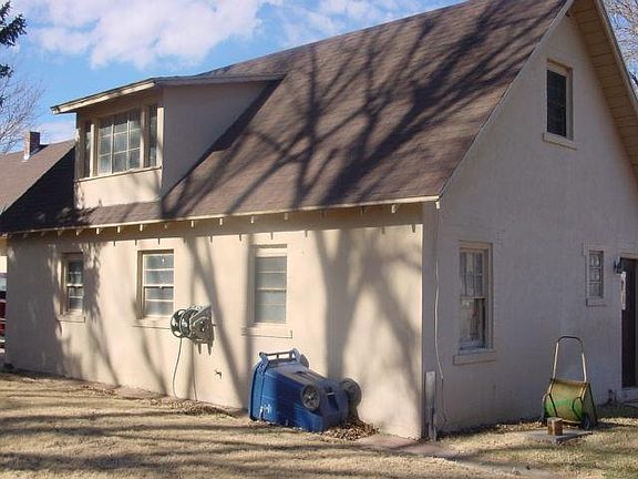 4th image of 400 S Denison St