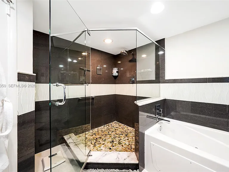 4020 Galt Ocean Dr #1406 — Photo 30