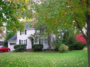 1174 Highland Park Rd, Niskayuna, NY 12309