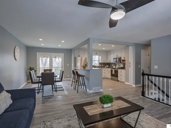 11067 Decatur St, Omaha, NE 68154