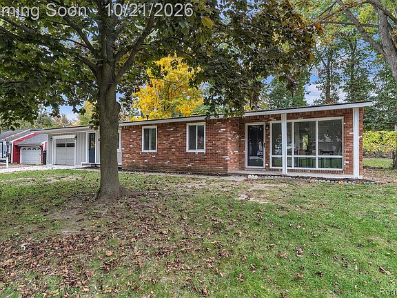 4th image of 1339 Delta Rd