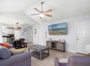 1316 Palm Cove Dr, Charleston, SC 29492