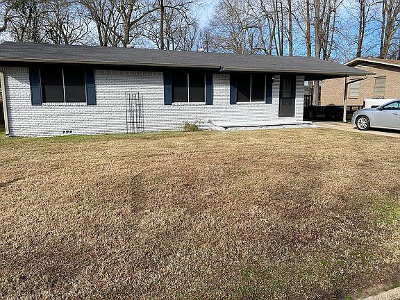 5th image of 3705 Central St