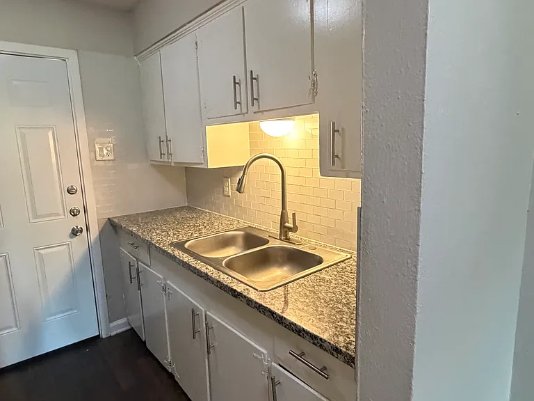 819 Bluebird Dr #821 — Photo 6