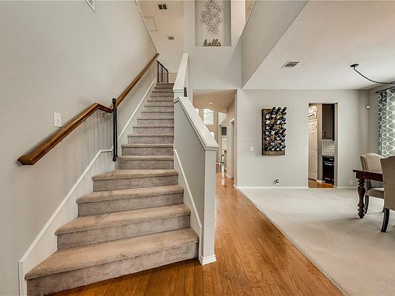 4th image of 4104 Glenwyck Dr