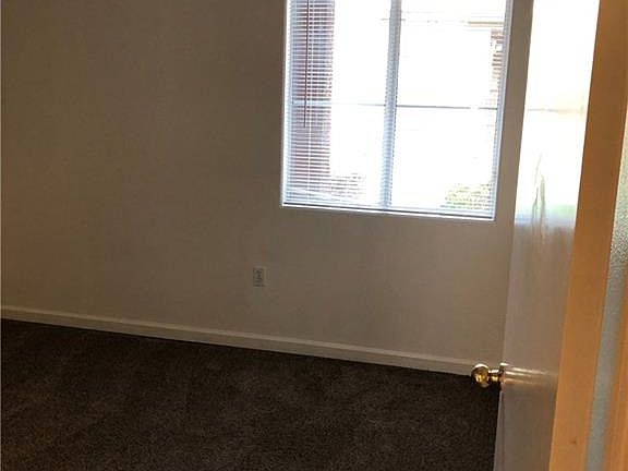 5th image of 2615 W Gary Ave Unit 1008
