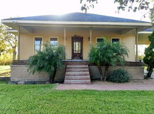 4204 Scenic Dr, Dickinson, TX 77539