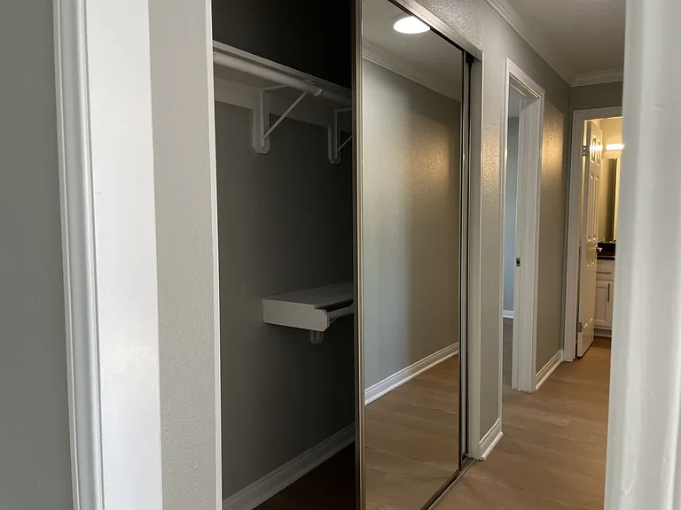 Villa Serrano Apartment Homes — Photo 38