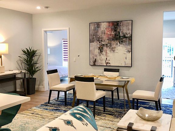 5th image of 2939 Leeward Ave #208