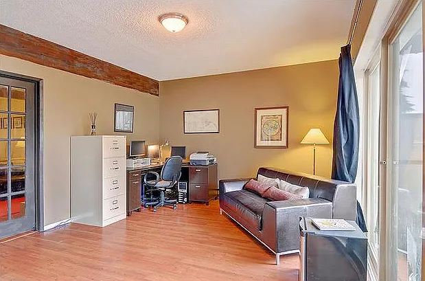 3rd bedroom/ office room