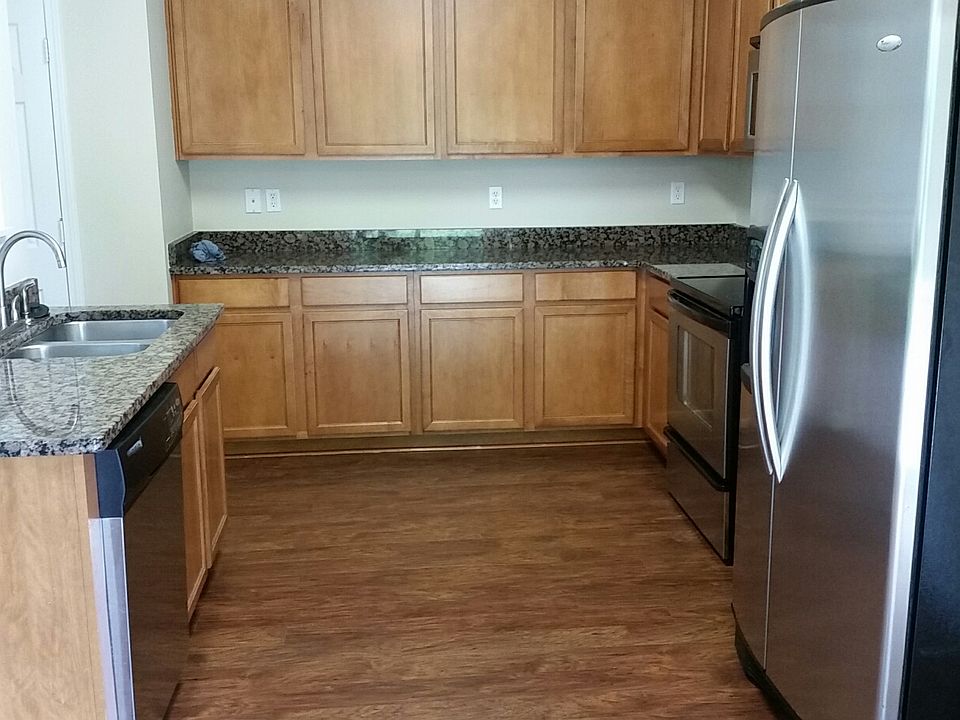 kitchen, granite with SS