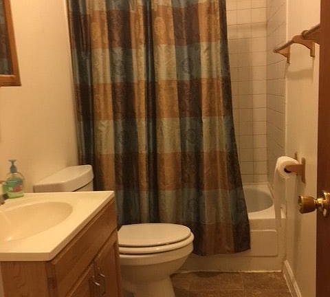 3rd image of 533 N Central Park Ave #1