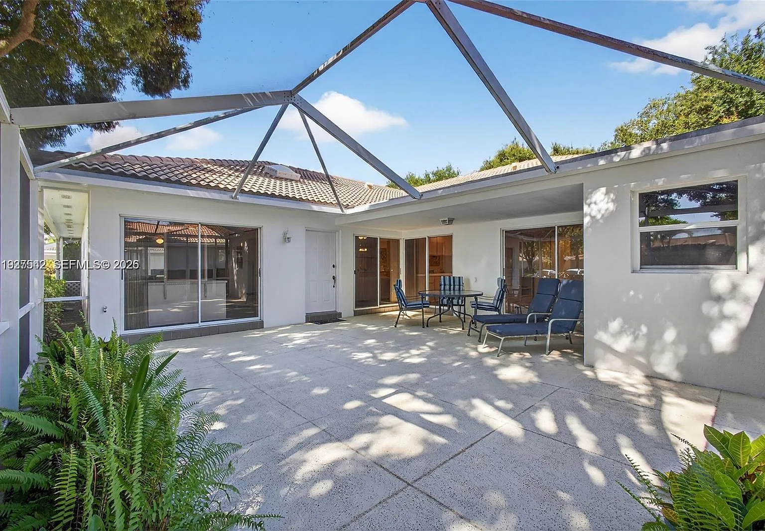 Oaks-Sunterrace 3 — Photo 3
