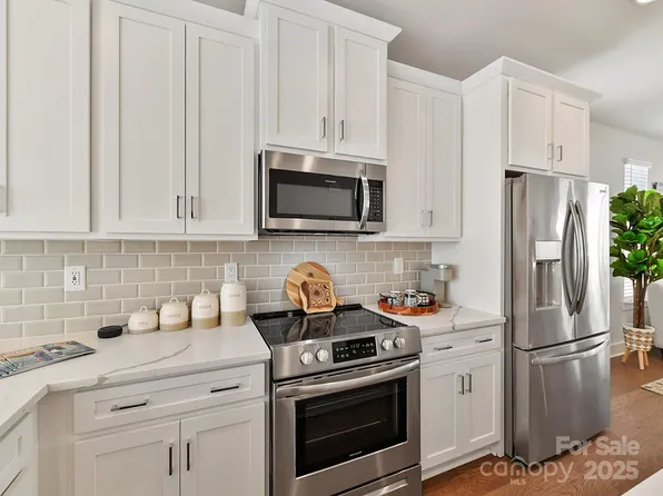 4028 Heriot Ave #79, Charlotte, NC 28217