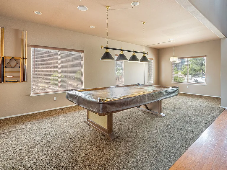 3270 Creekside Ln — Photo 3
