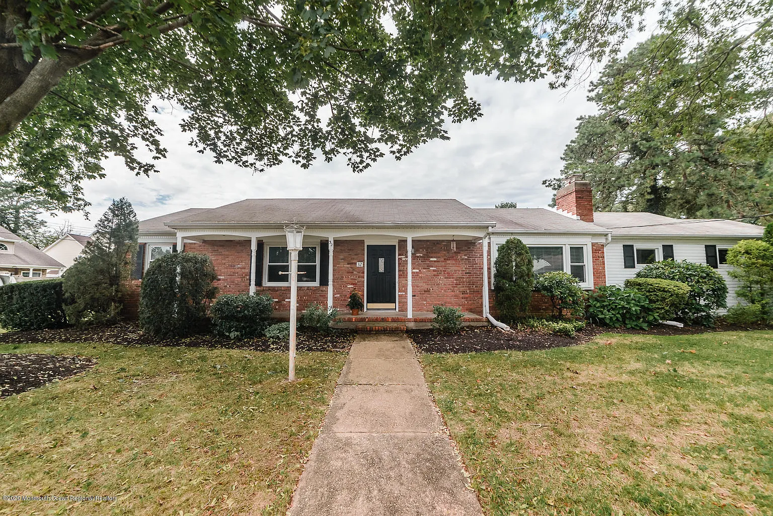 32 Glenmere Dr photo 1