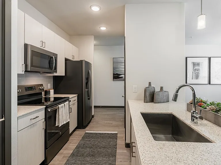 Marina Bend At Clear Creek — Photo 20